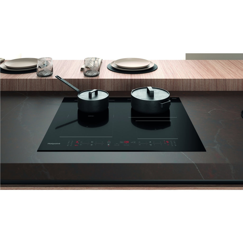 Hotpoint 59cm 4 Zone Induction Hob with Flexi Zone