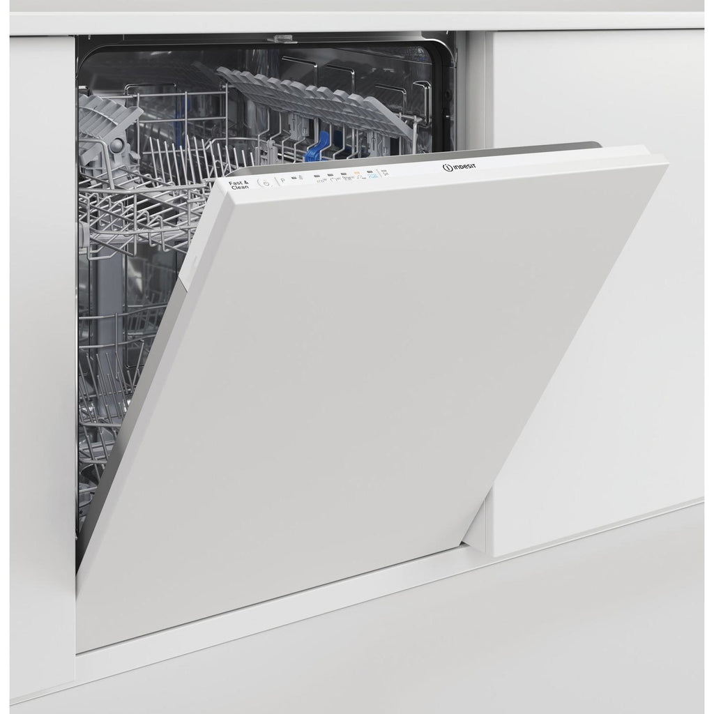 Indesit Fast&Clean Integrated Dishwasher - White control panel