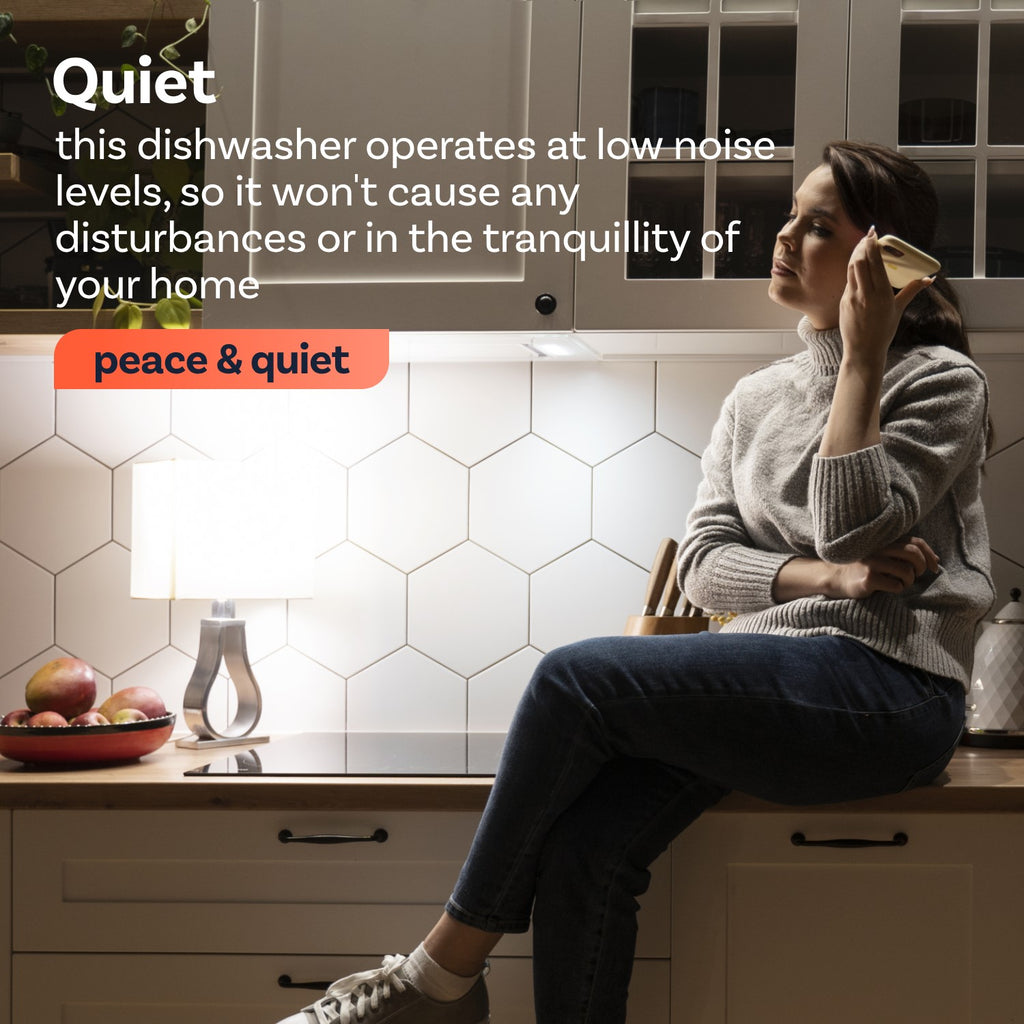 Indesit Fast&Clean Integrated Dishwasher - White control panel