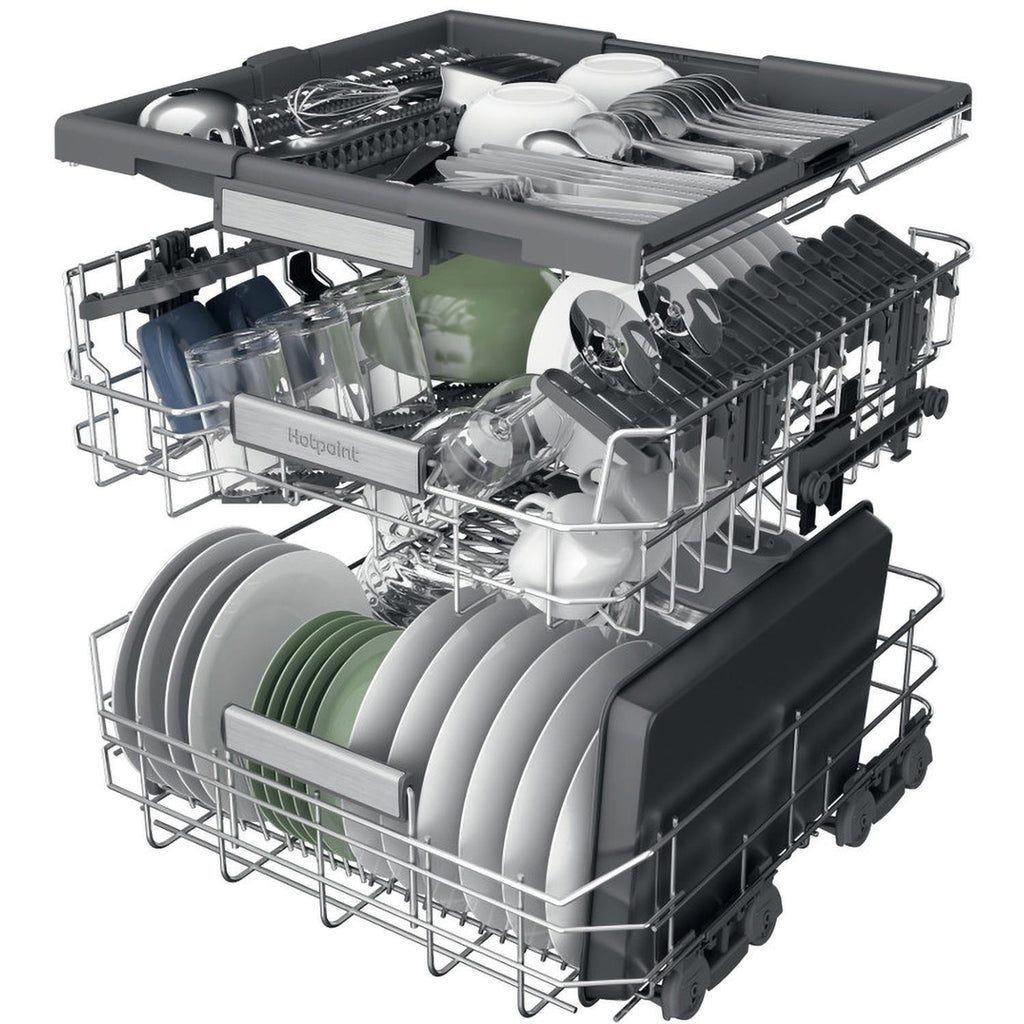 Hotpoint Maxi Space Freestanding Dishwasher - C-Rated, Silver