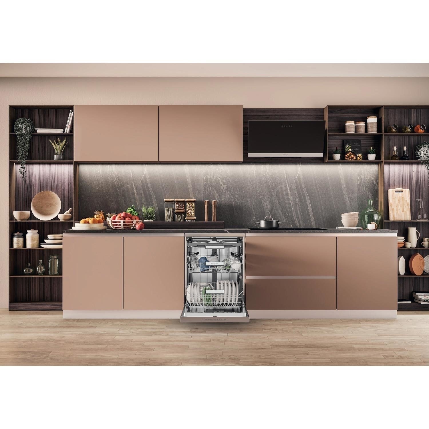 Hotpoint Maxi Space Freestanding Dishwasher - C-Rated, Silver
